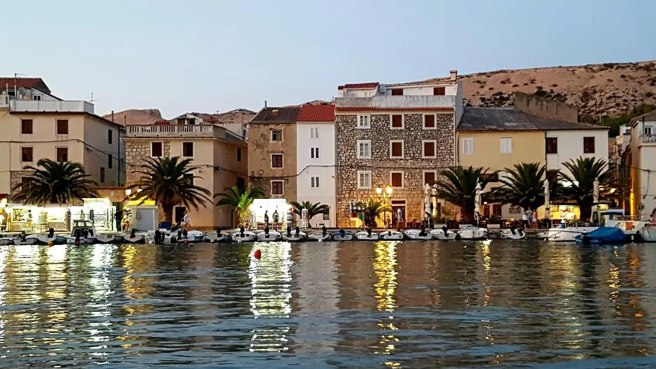 Salt&Stone Villa Pag Town 0*,  Kroatien